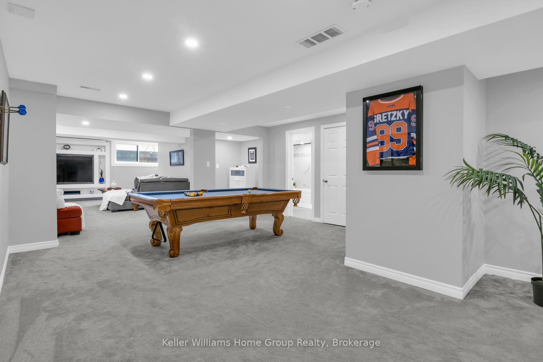 49 Peglar Crescent photo 37