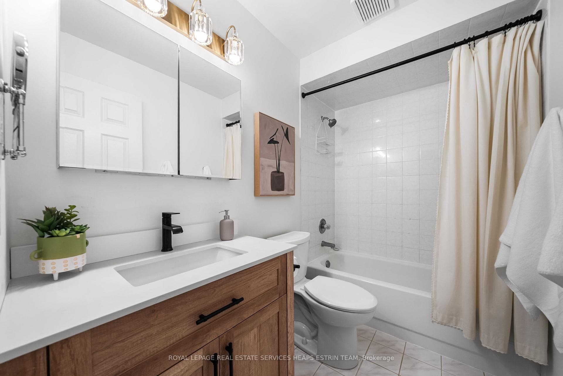 5851 Cornell Crescent photo 44