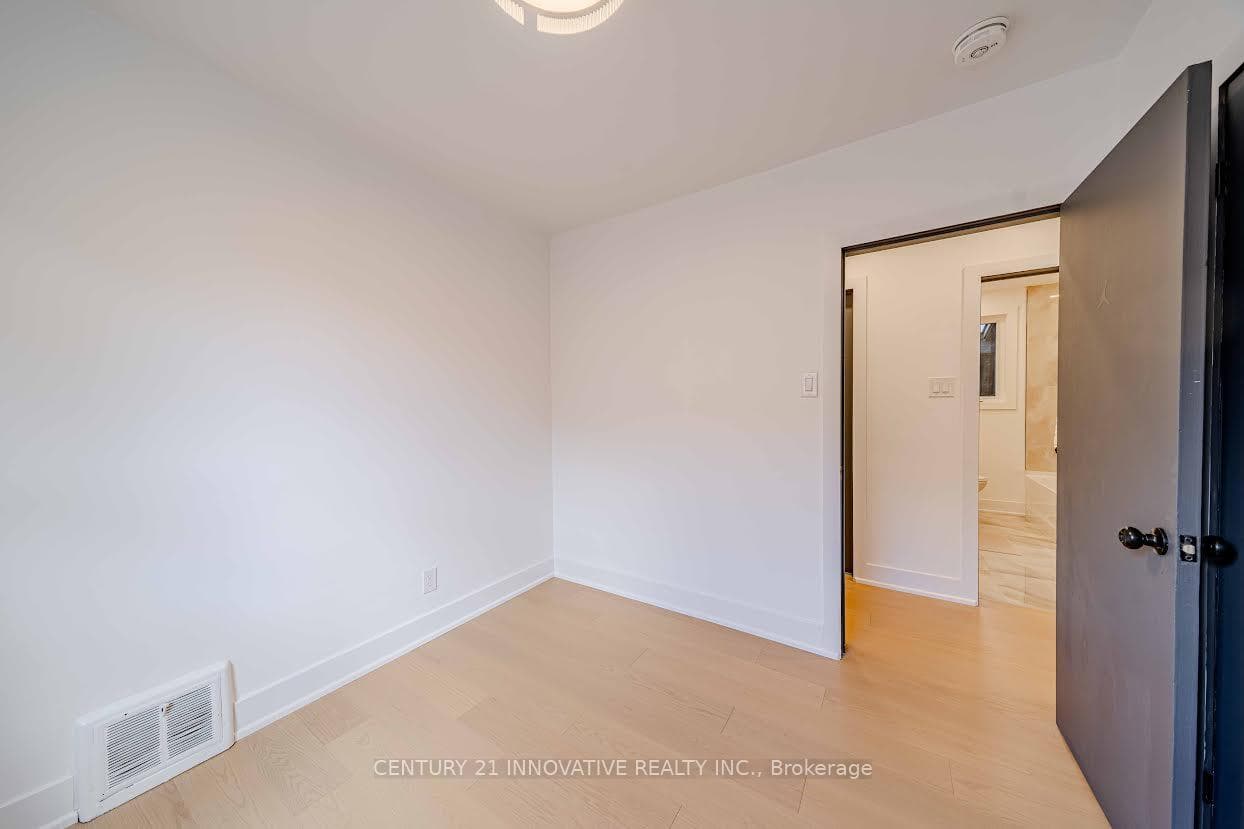 57 Leahann Drive Unit Main Floor photo 17