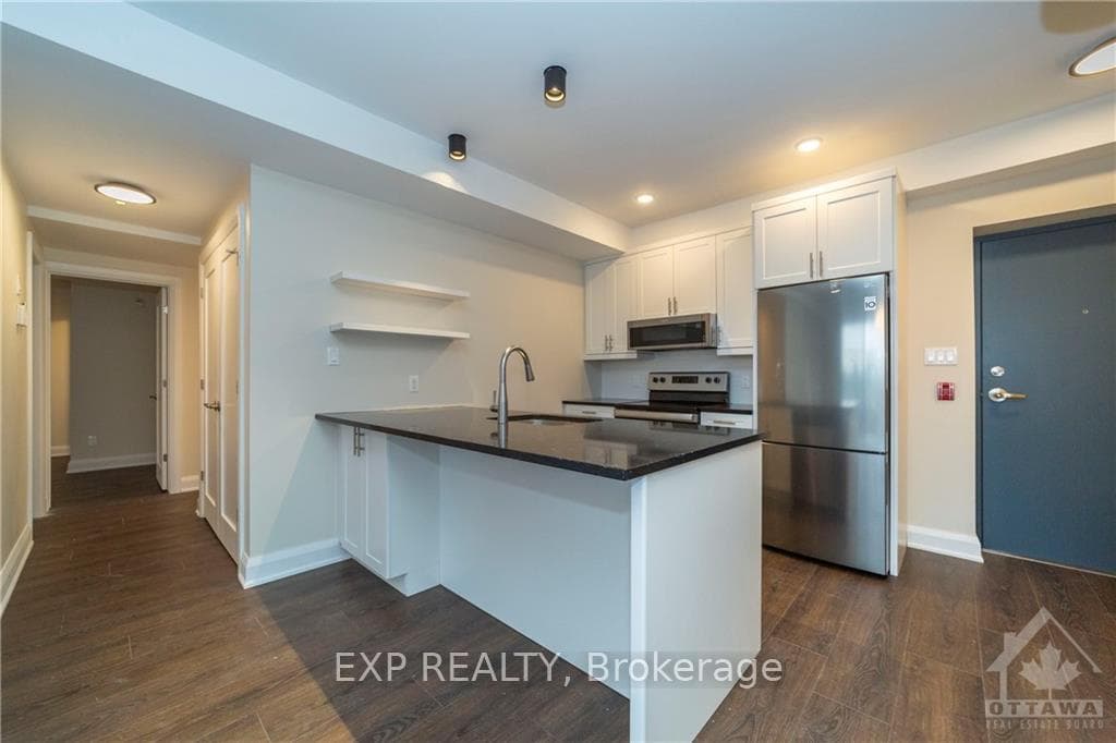 33 MAPLE GROVE Road Unit 204 photo 7