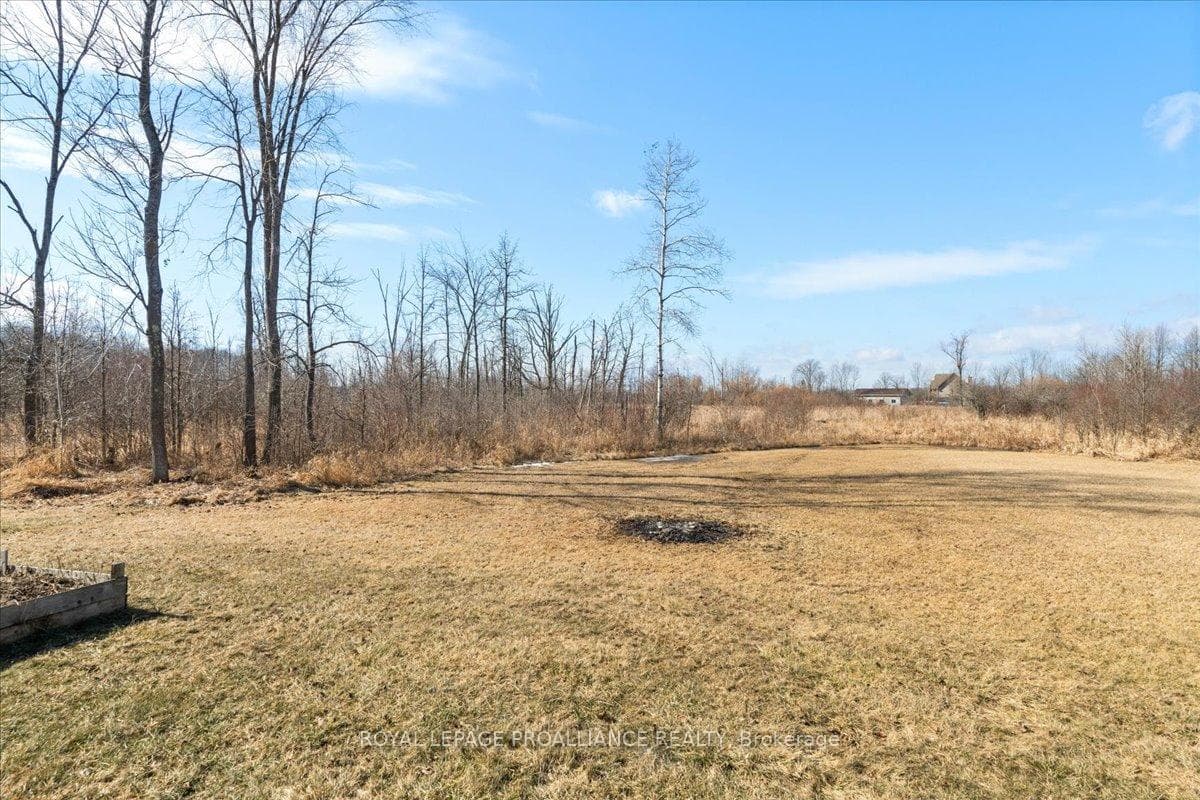 923 Phillipston Road photo 36