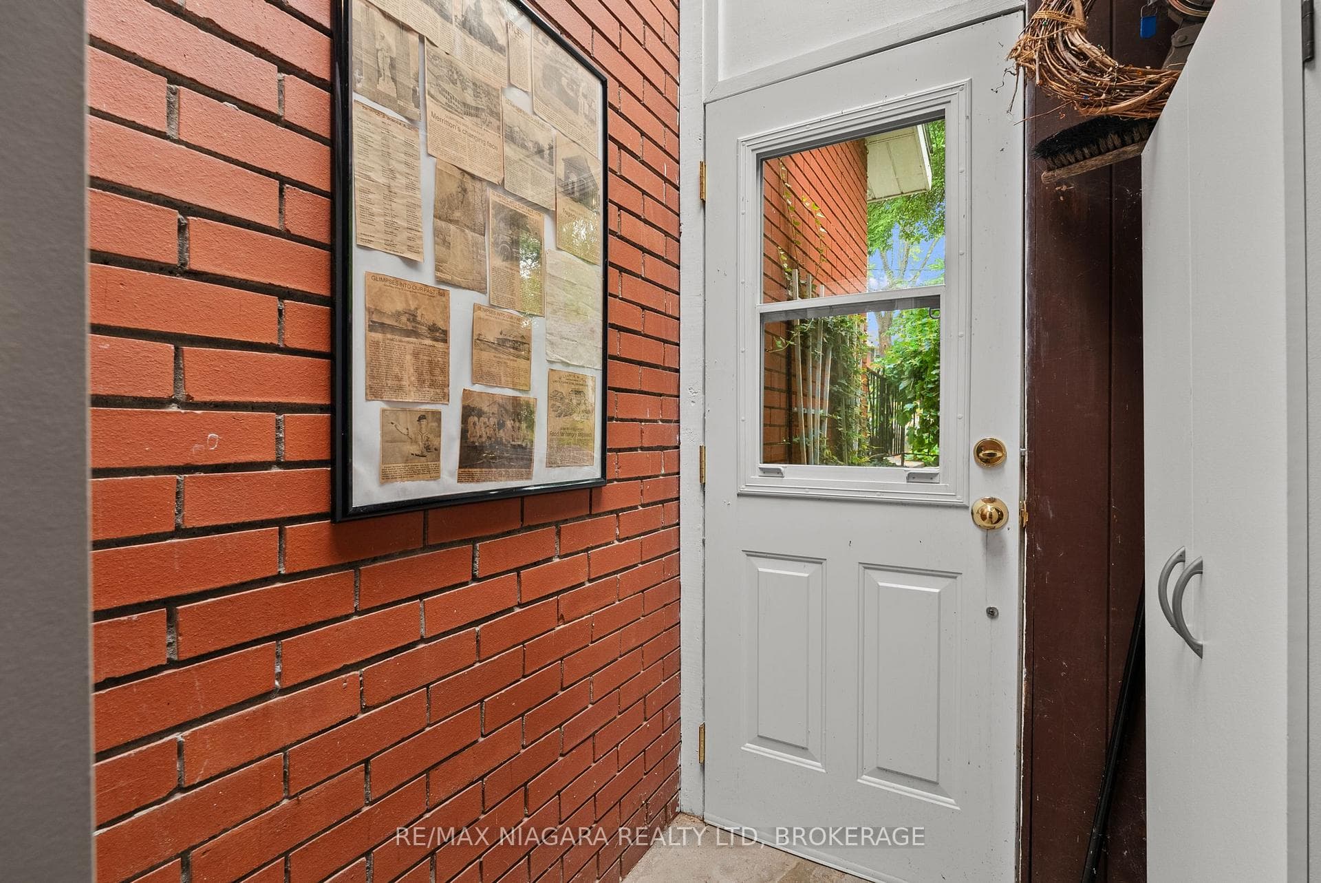 46 Melrose Drive photo 25