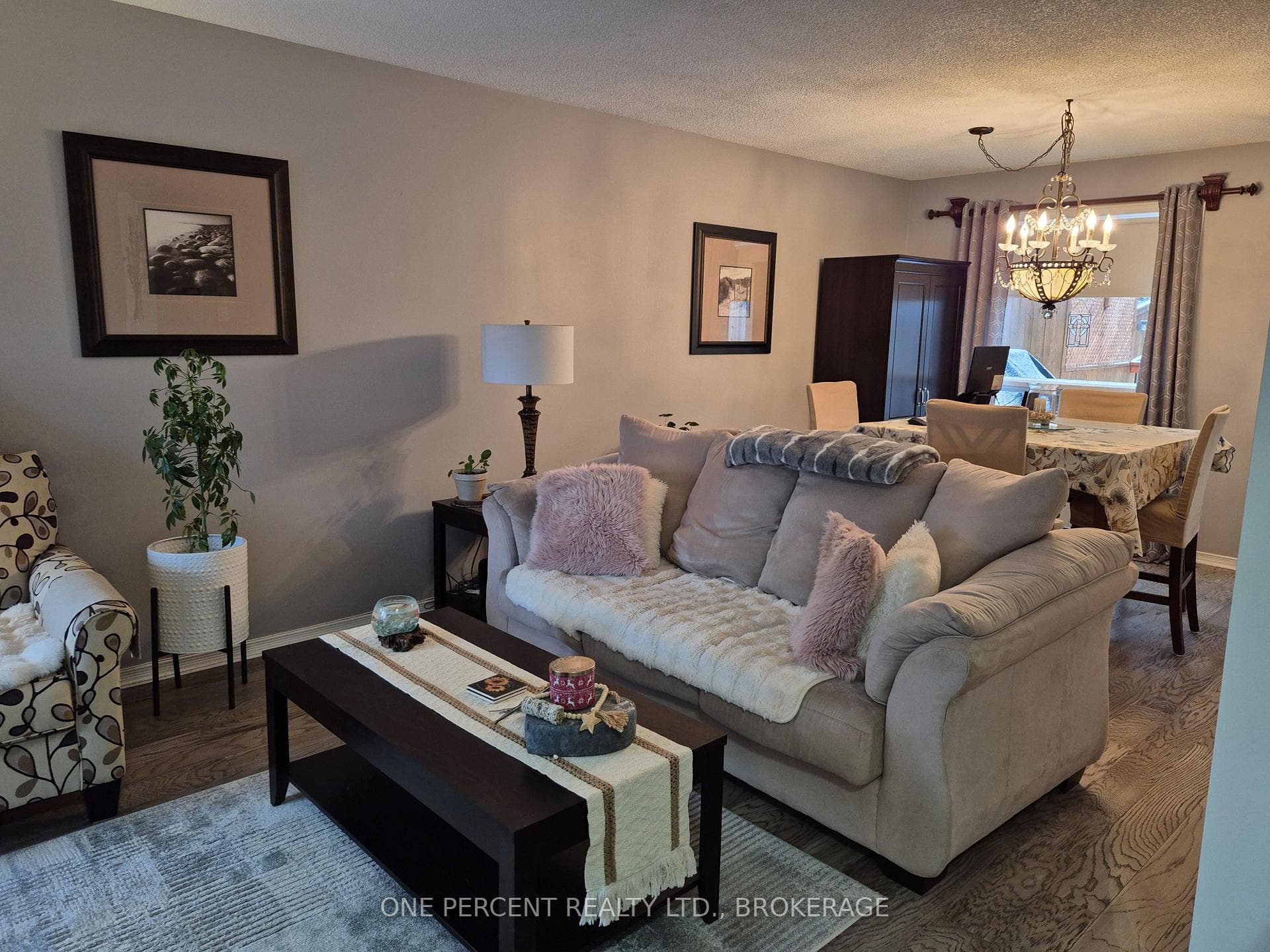 281 Grandtrunk Avenue photo 22