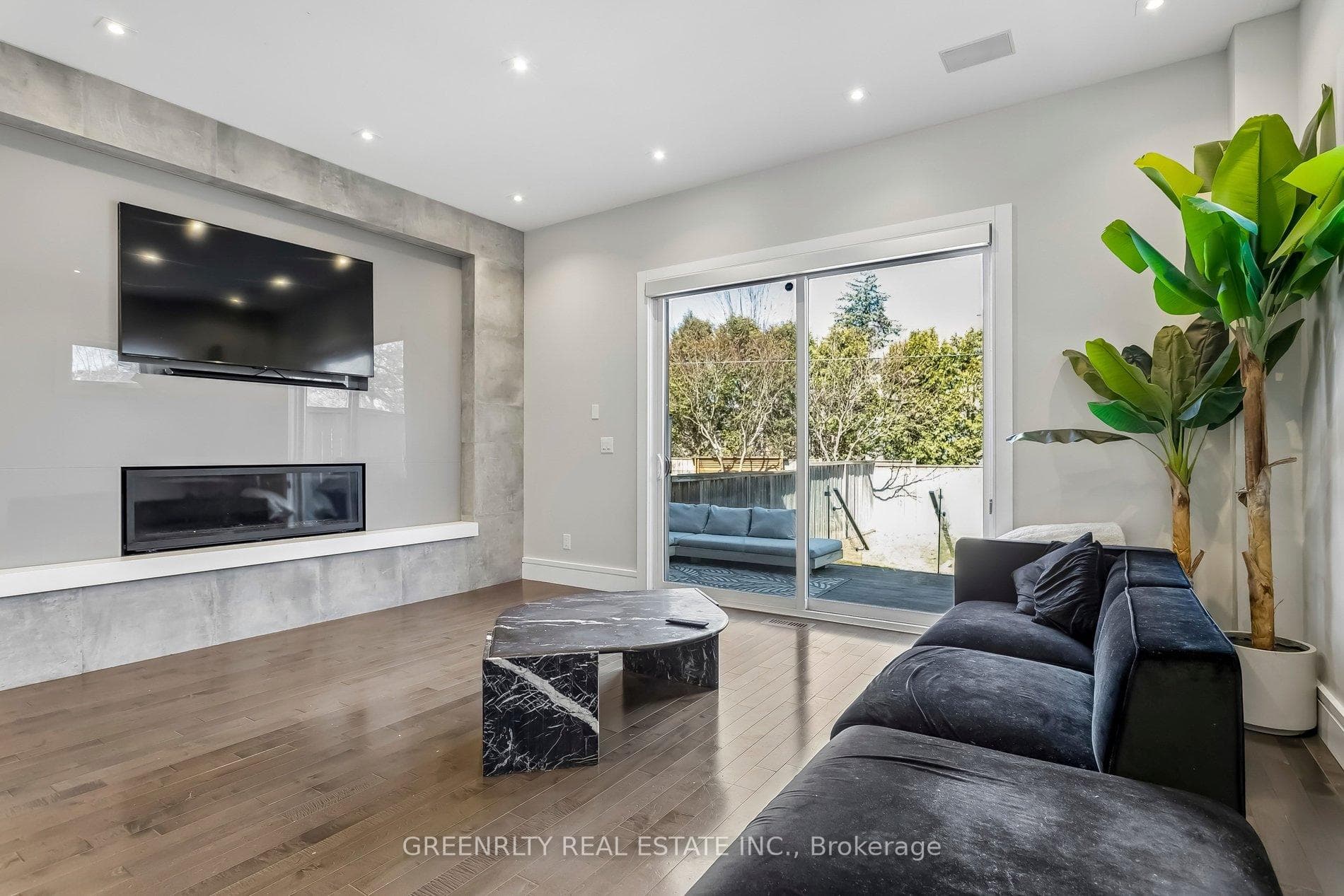 21A Maple Avenue photo 15