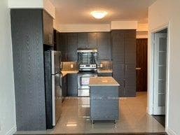 277 South Park Road Unit 915 photo 3
