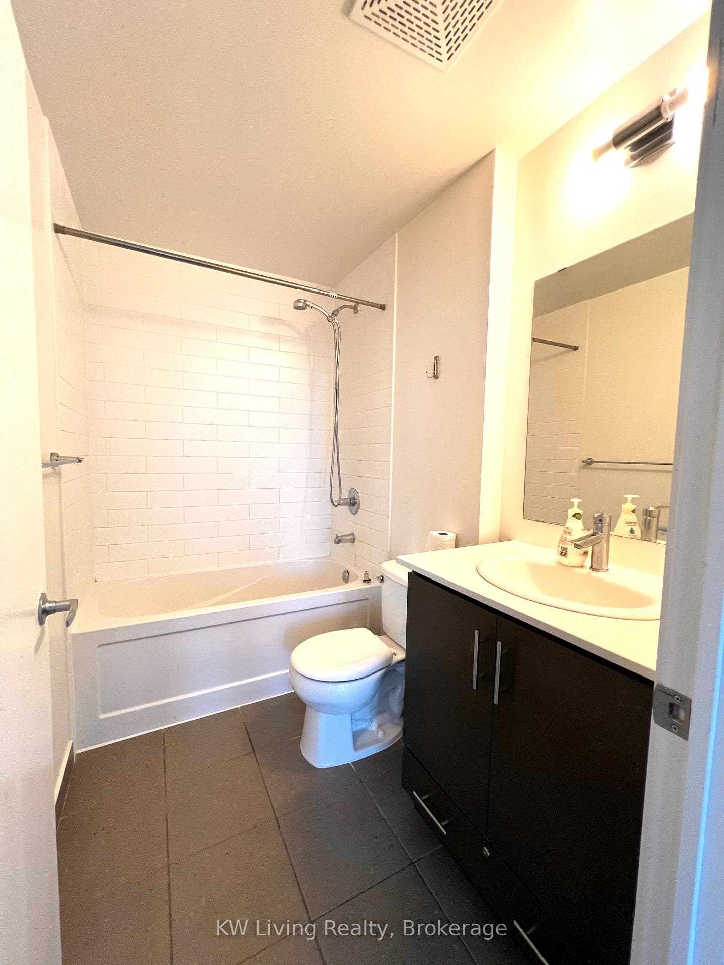 360 Square One Drive Unit 1005 photo 6