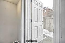 4 Tobermory Crescent Unit Upper photo 23