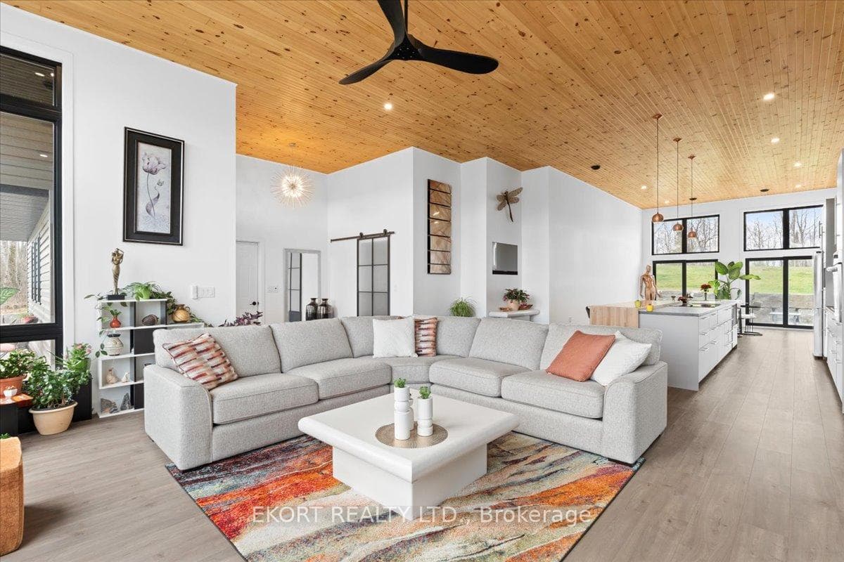 2223 Cooper Road photo 7