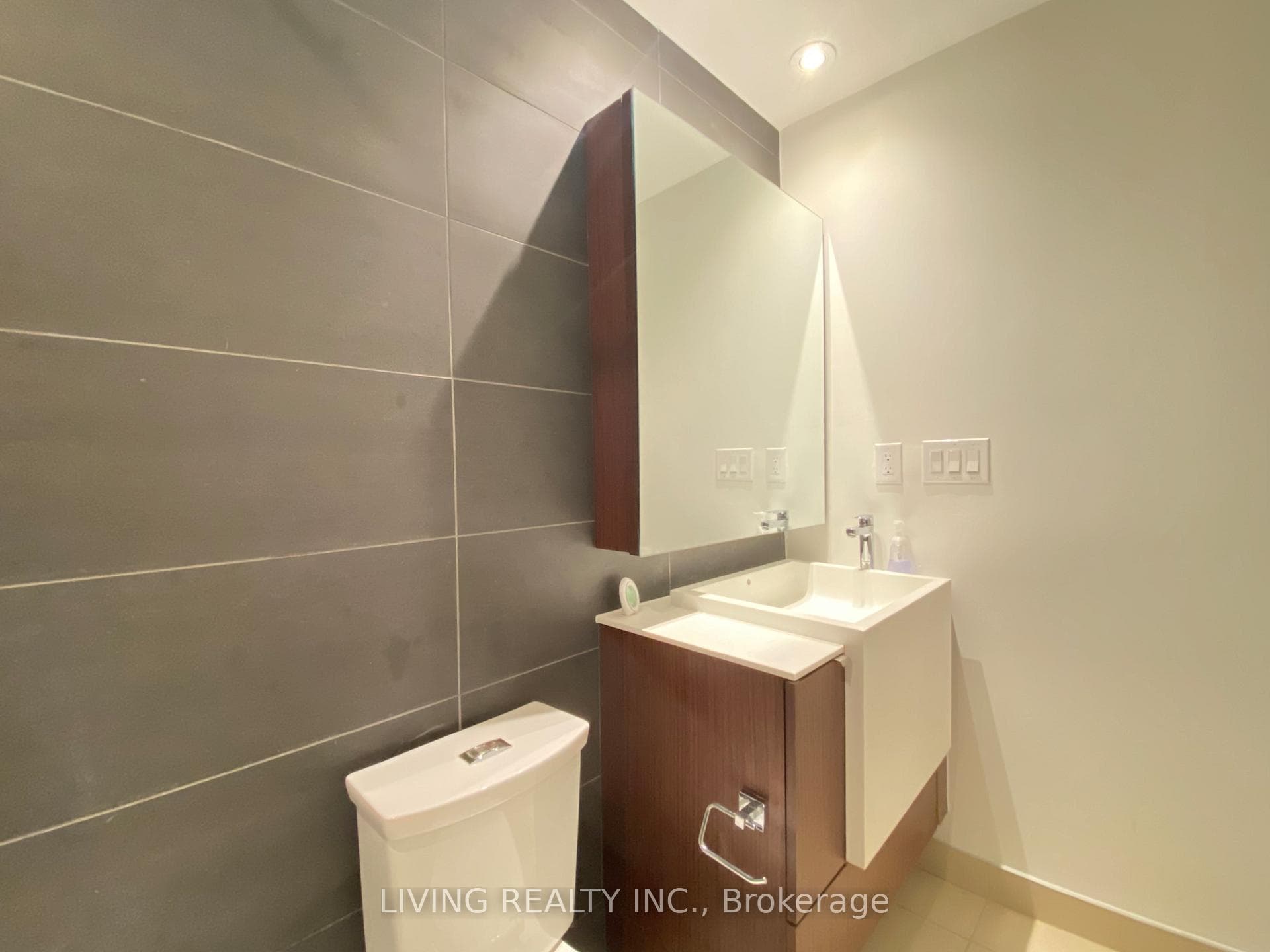 151 Dan Leckie Way Unit 208 photo 16