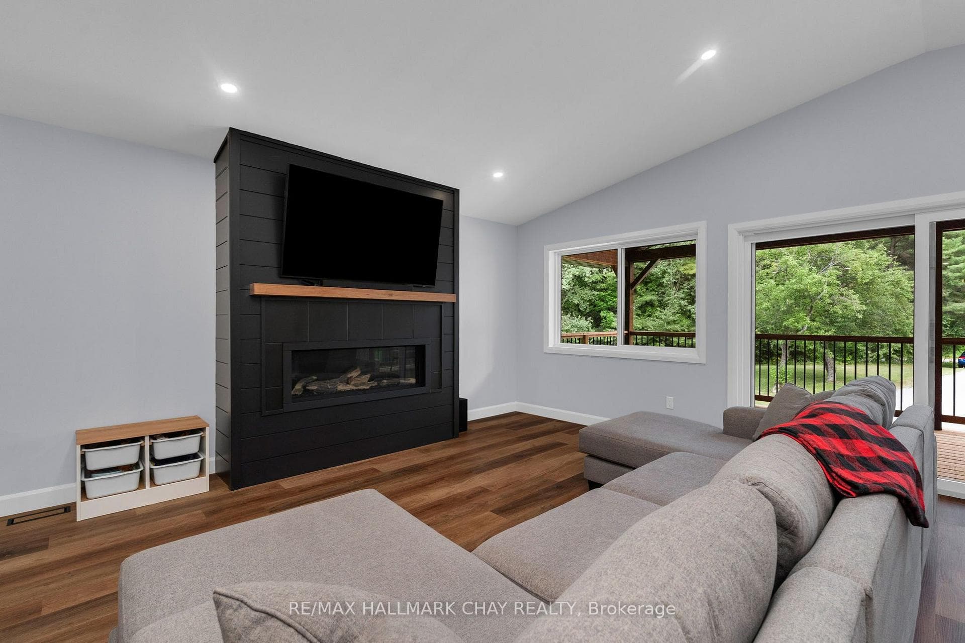 780 Marshall Road, Tiny