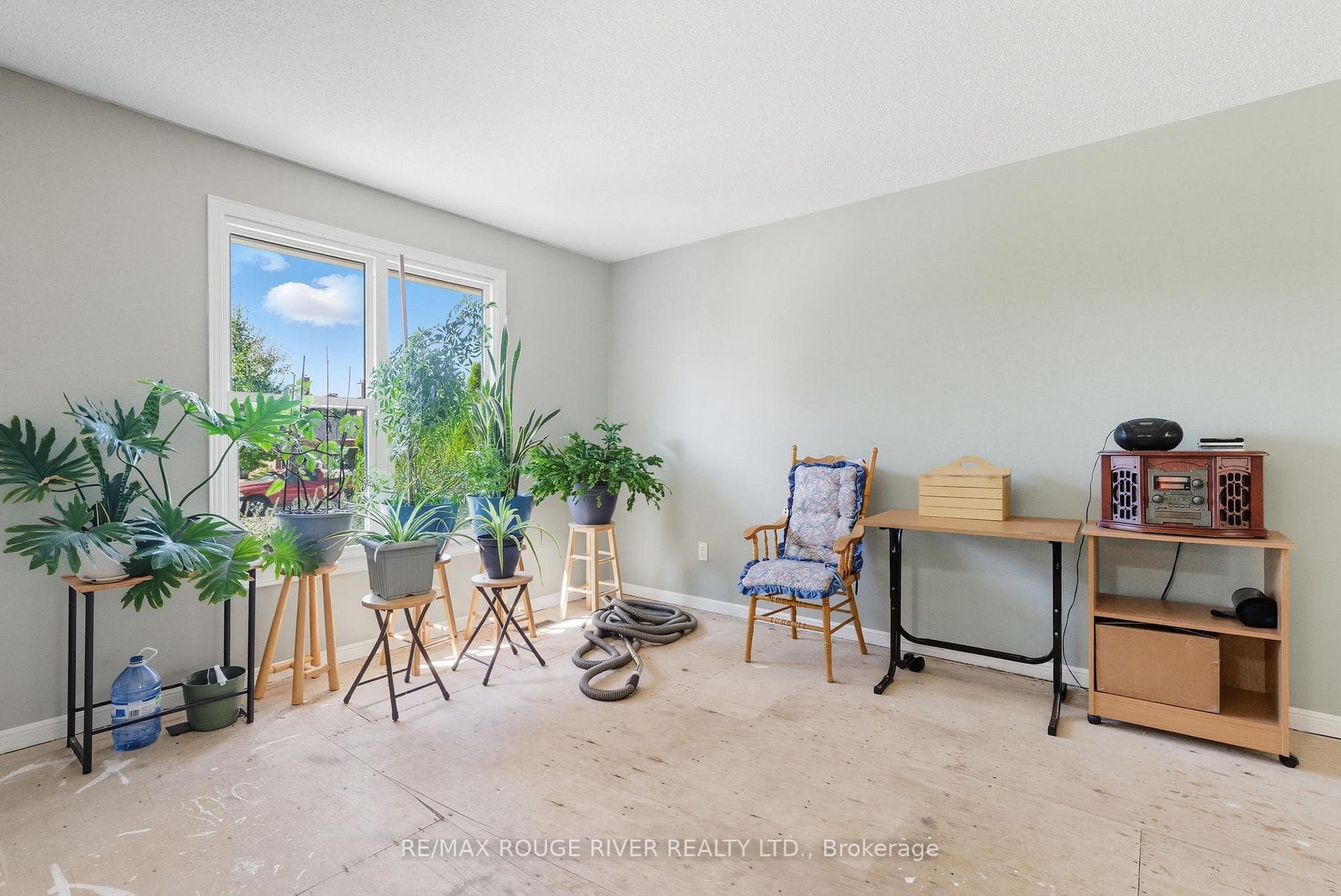 21 Hialeah Crescent photo 7