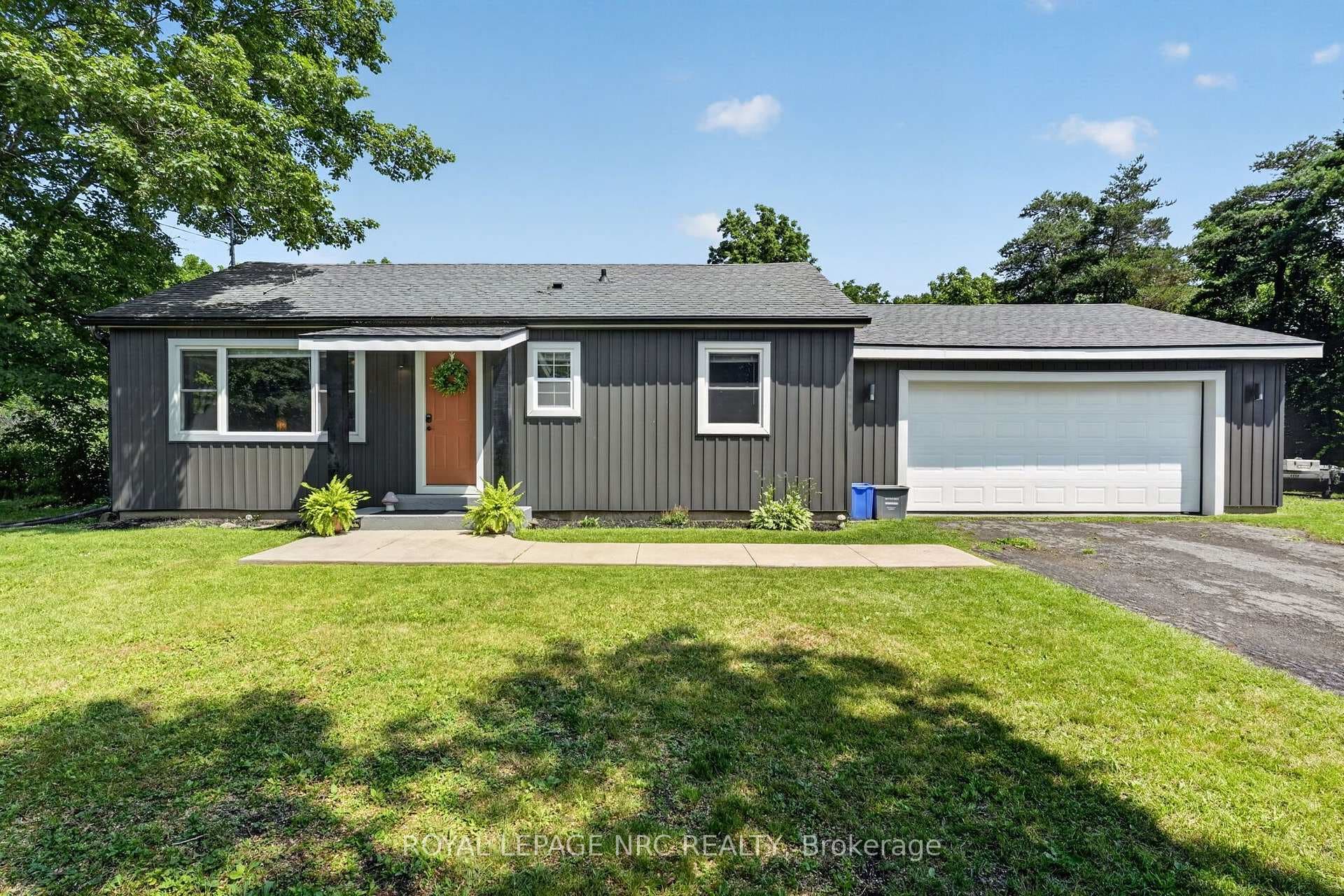 2944 Portage Trail photo 1