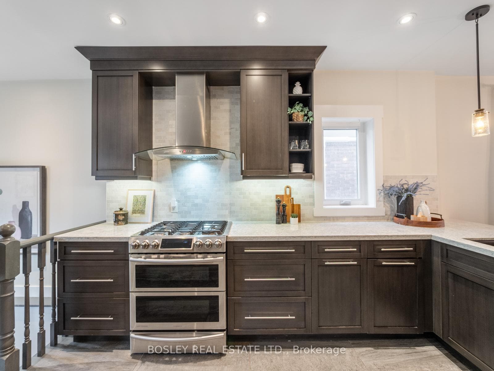 157 Glebemount Avenue photo 17