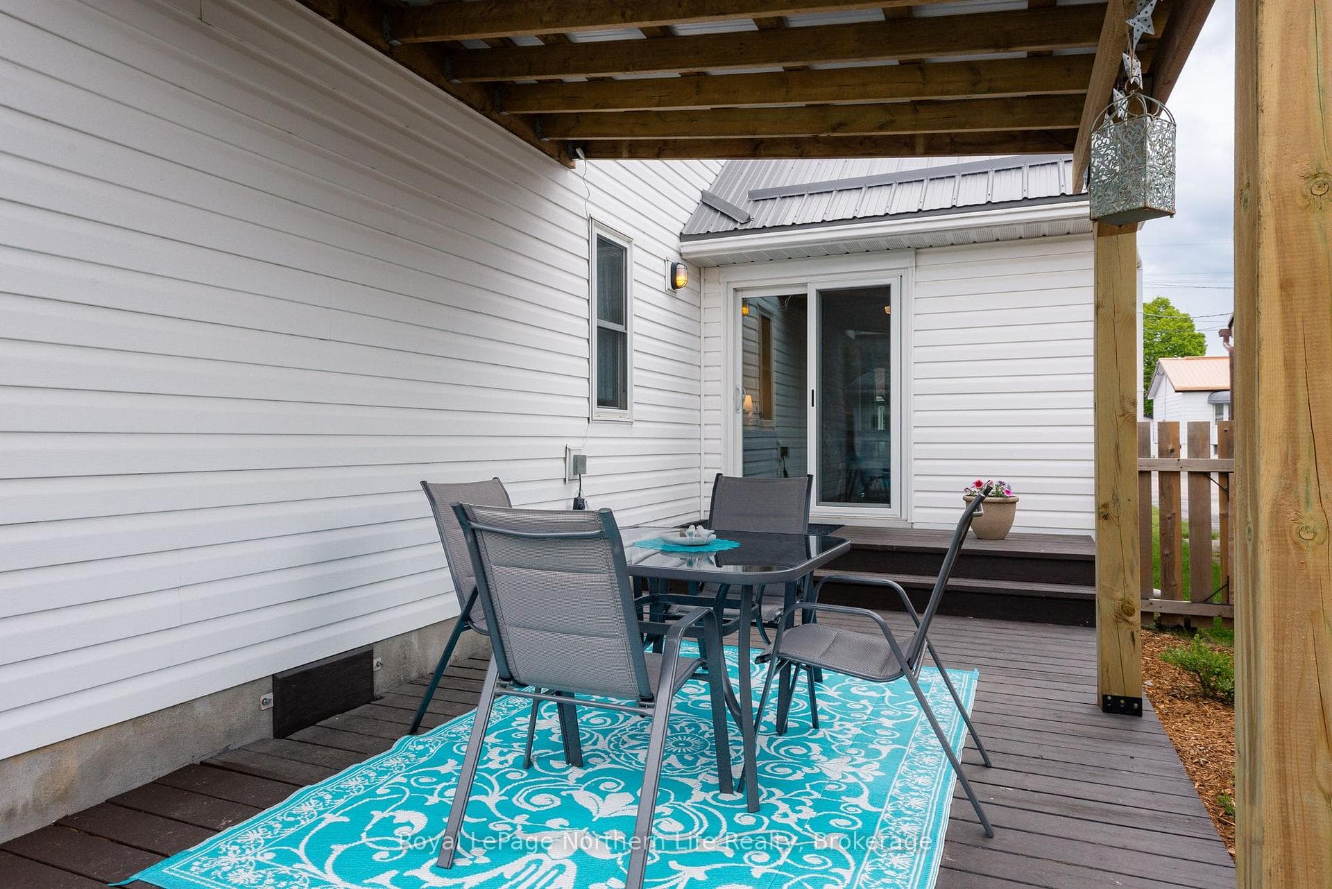 205 Lee Avenue photo 37