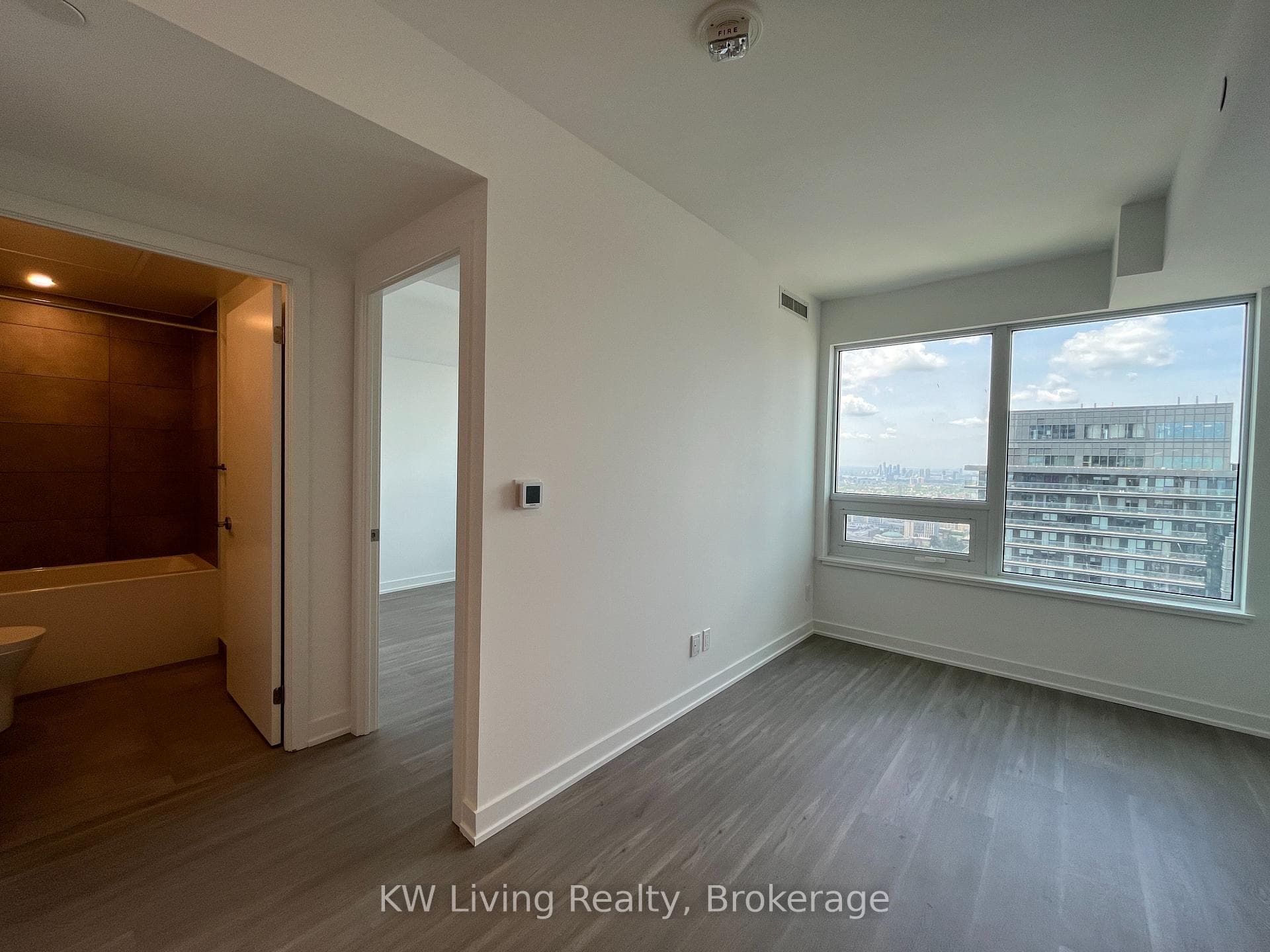 8 Wellesley Street Unit 5001 photo 7