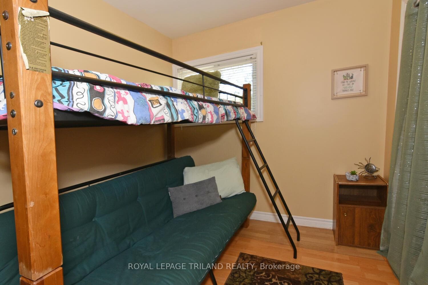 10111 Herbert Street photo 13