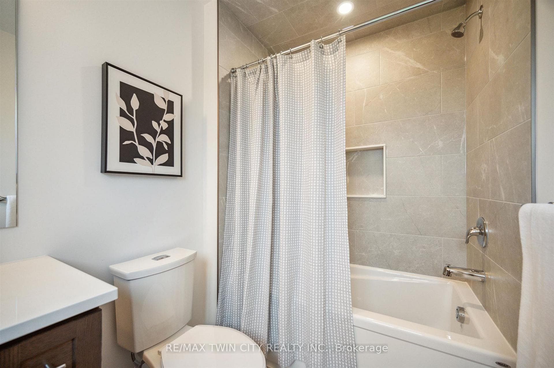 2 Sora Lane photo 36