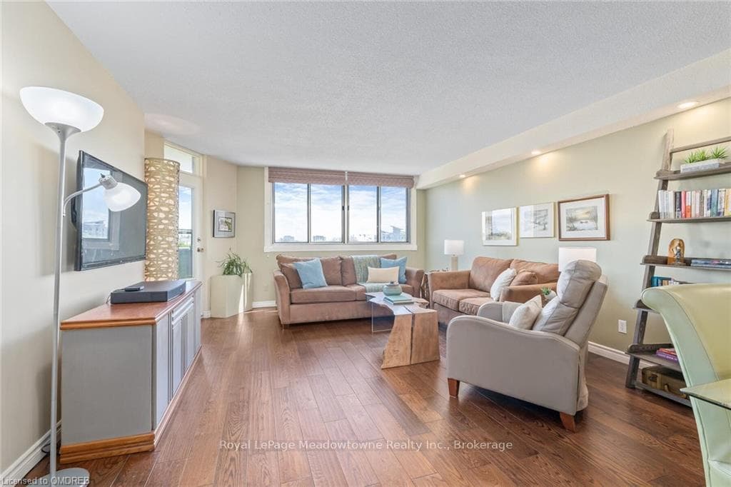 81 MILLSIDE Drive Unit 802 photo 15