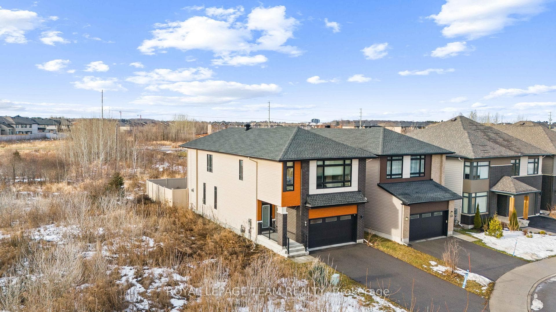 210 TAURUS Place photo 39