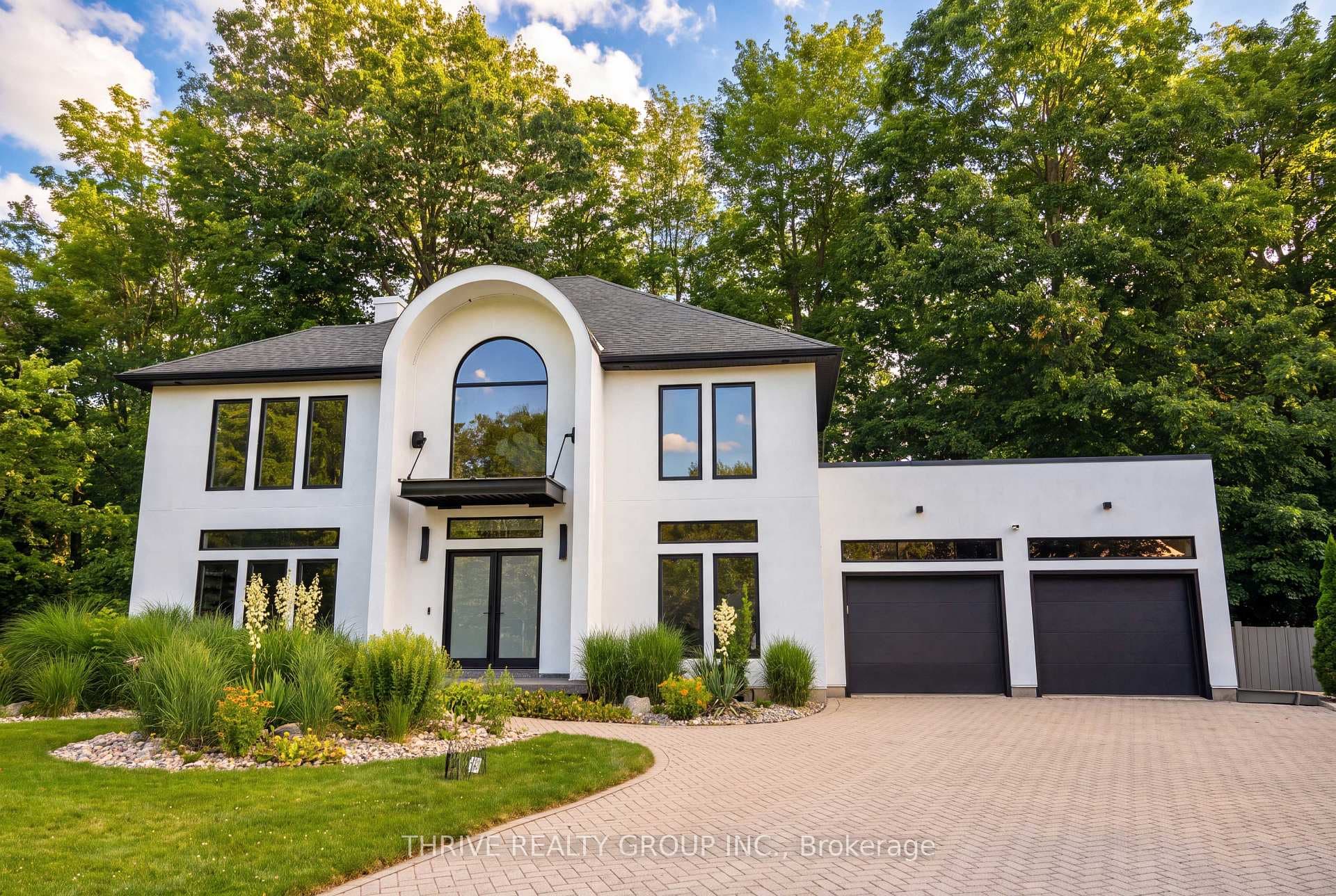 52 Birchmount Walk photo 2