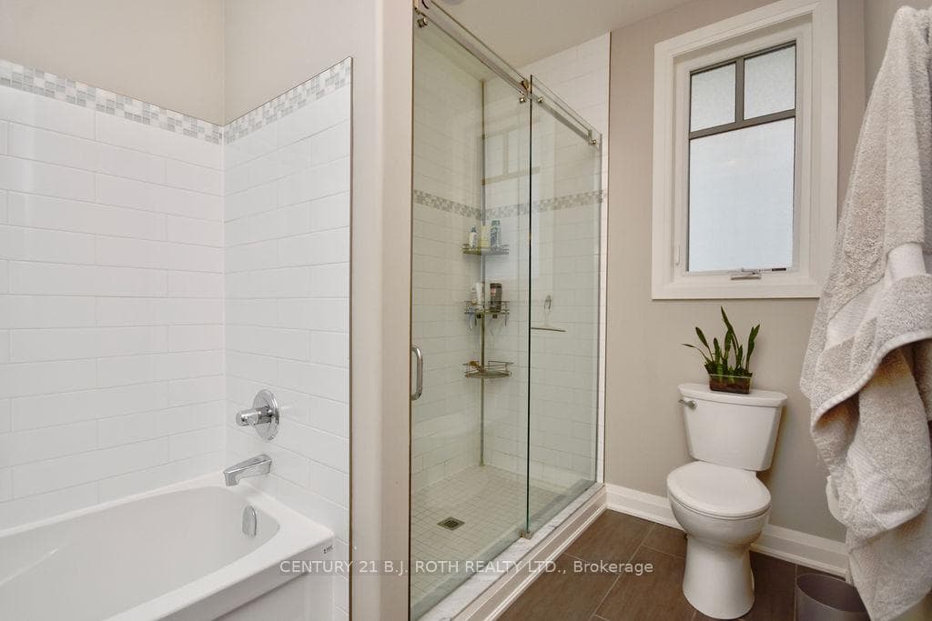 32 Landscape Drive photo 19