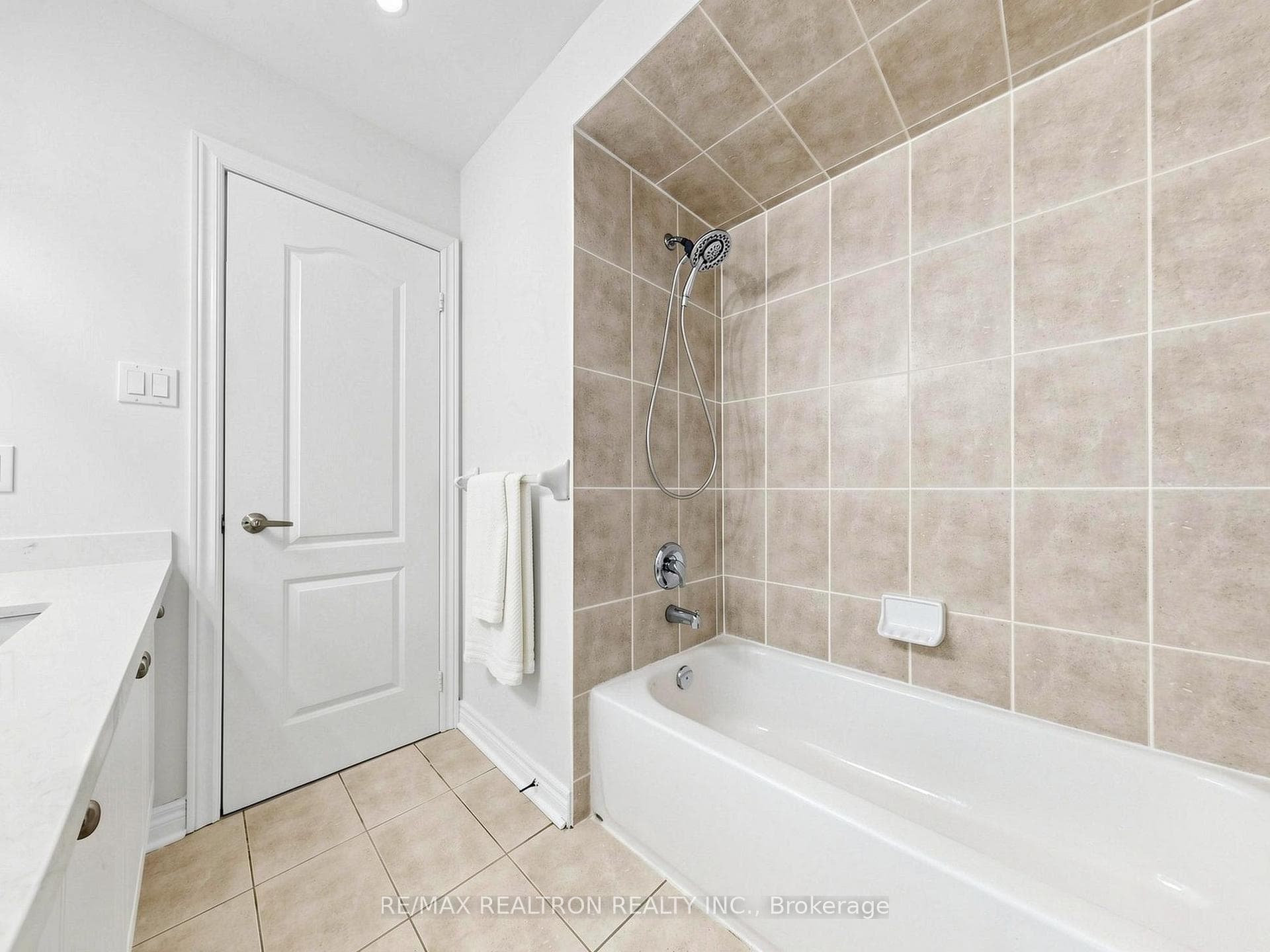 6 Lorridge Street photo 38