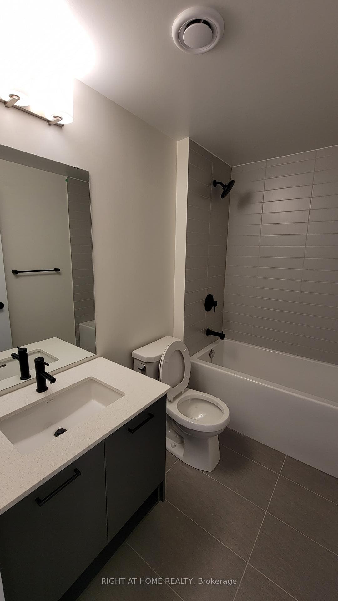 2300 St Clair Avenue Unit 434 photo 11