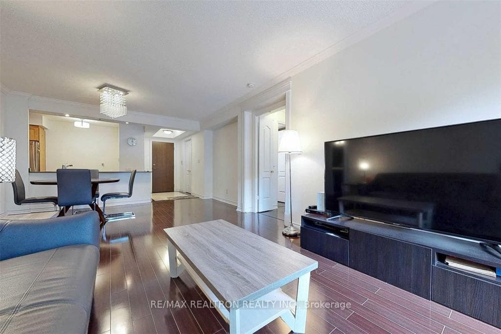 18 William Carson Crescent Unit 211 photo 6