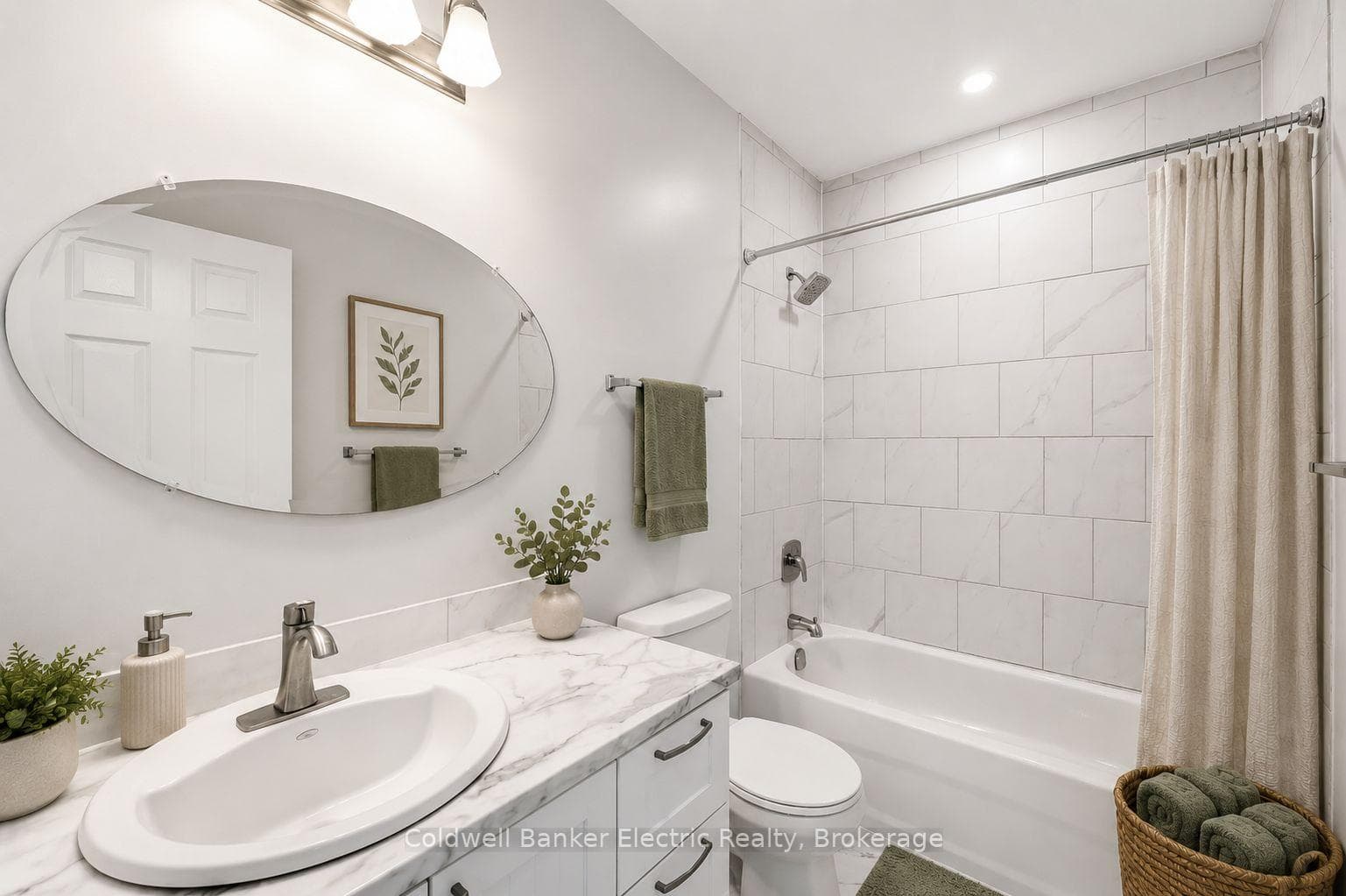 765 Palace Road photo 26