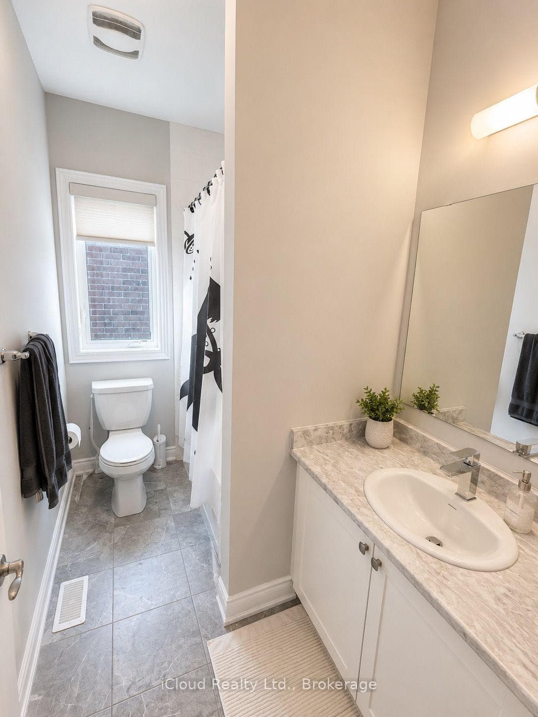 100 Bearberry Road photo 11