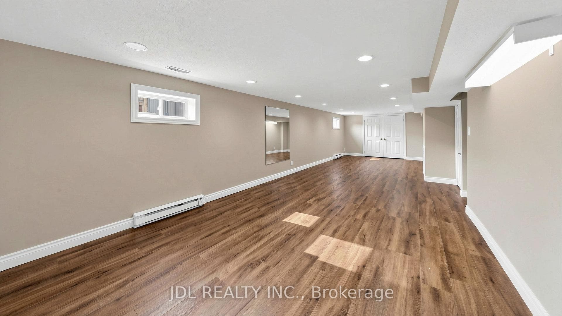 16 Breckonwood Crescent photo 36