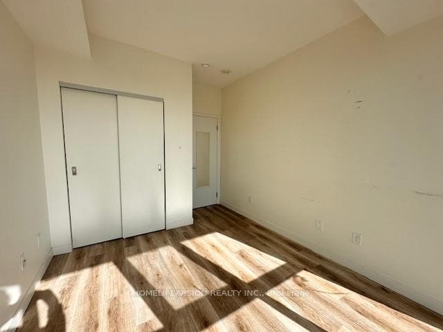 128 King Street Unit 906 photo 5