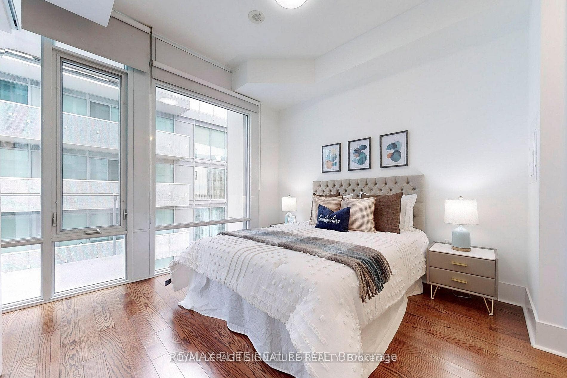 29 Queens Quay Unit 802 photo 14