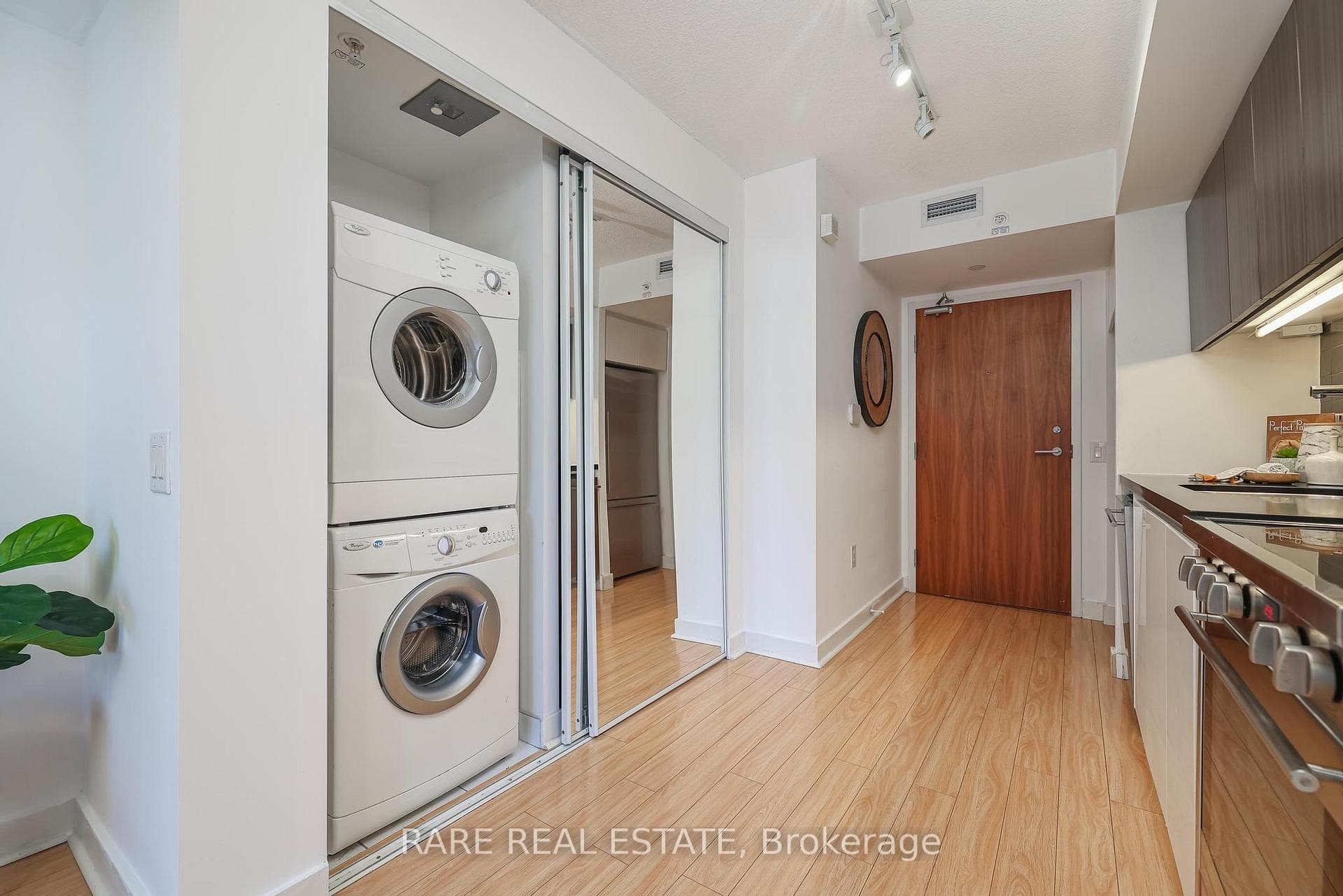 85 Queens Wharf Road Unit 308 photo 12