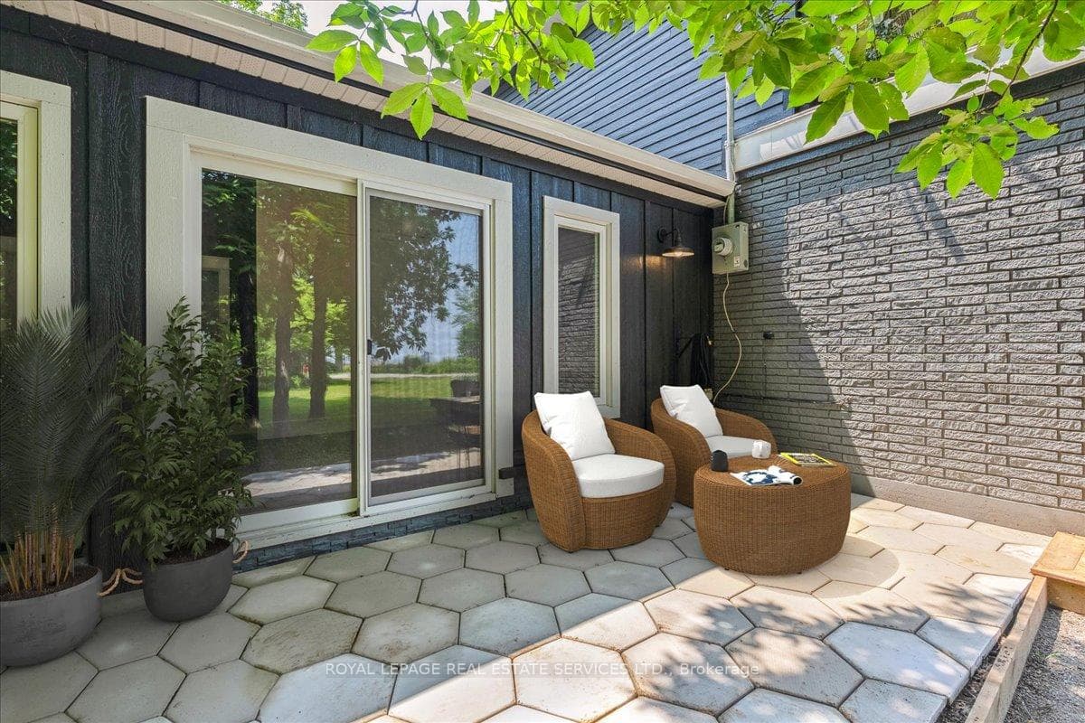 62 Windemere Road photo 34