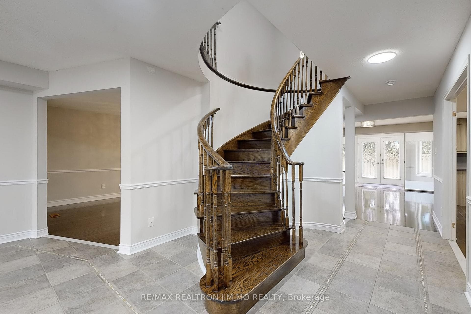 125 Hollingham Road photo 15