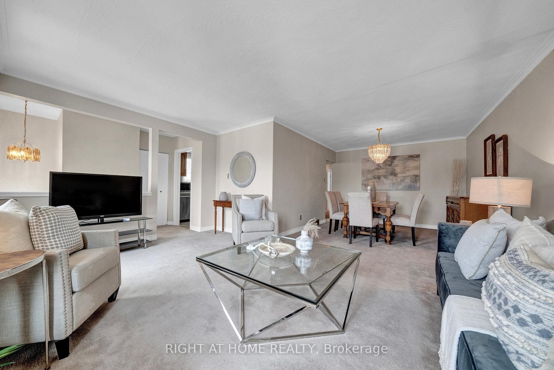16 Pendle Hill Court photo 12