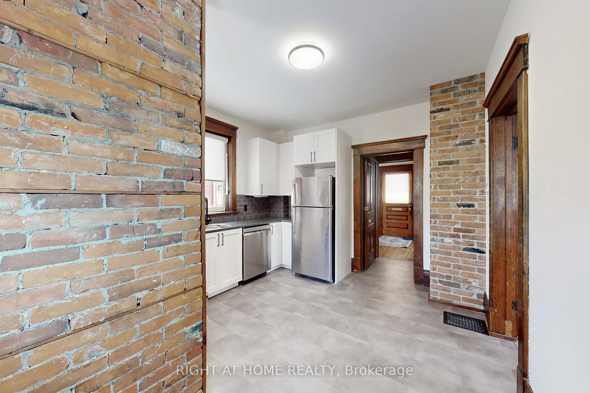 333 Millard Avenue Unit Upper photo 7