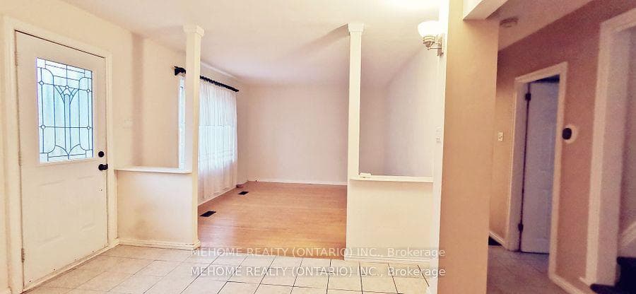 63 Anndale Drive photo 4