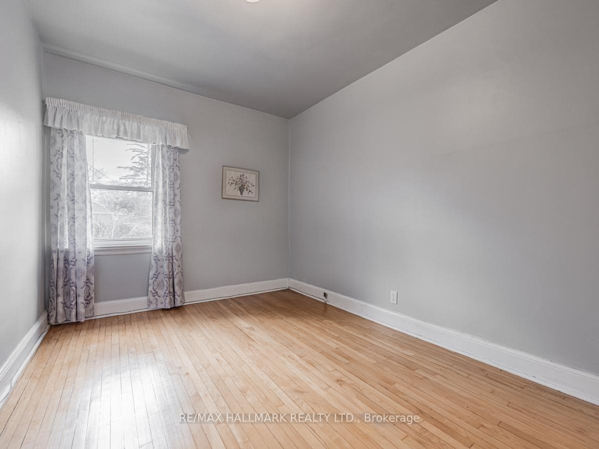 46 Dunblaine Avenue photo 19