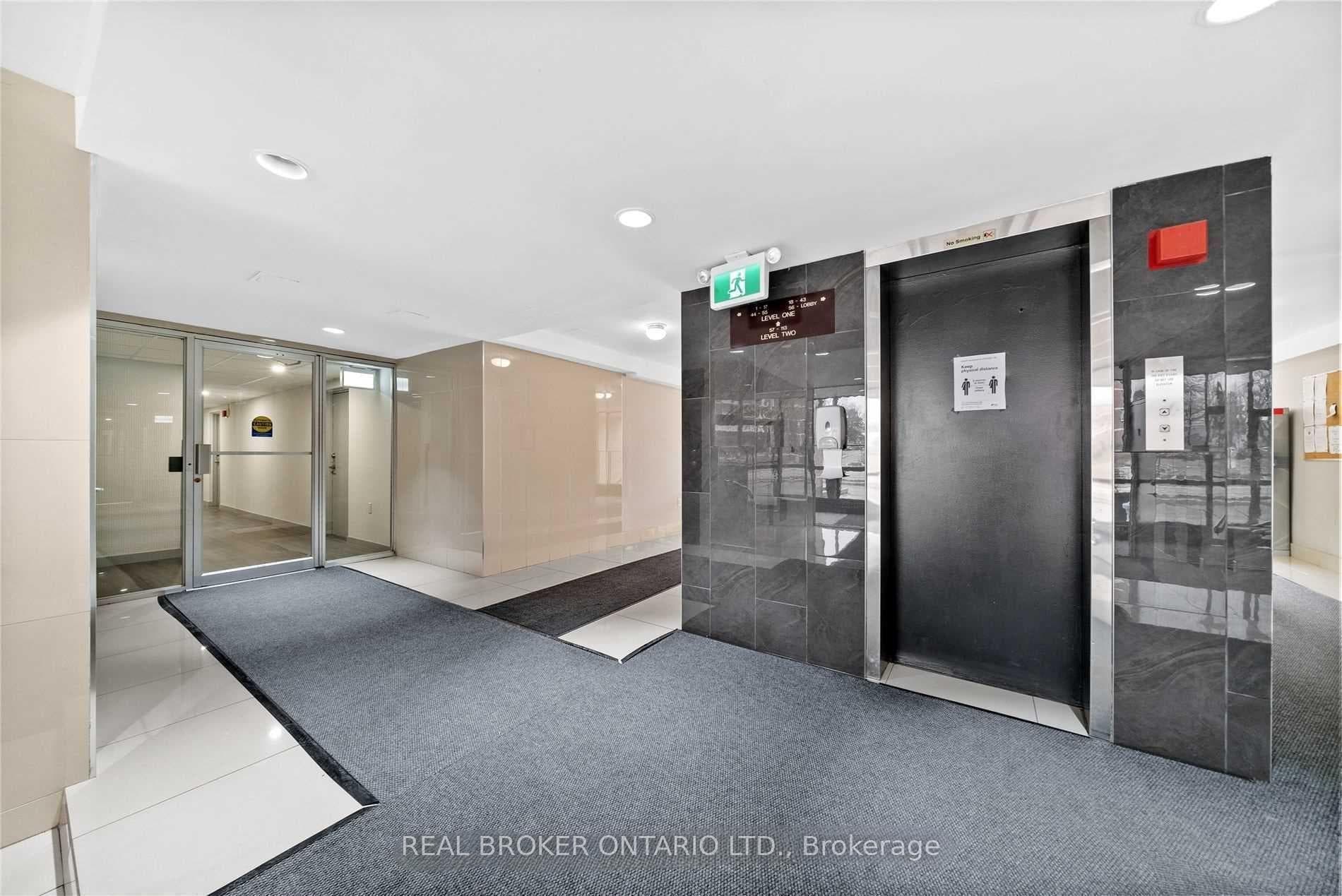 1624 Bloor Street Unit 63 photo 28