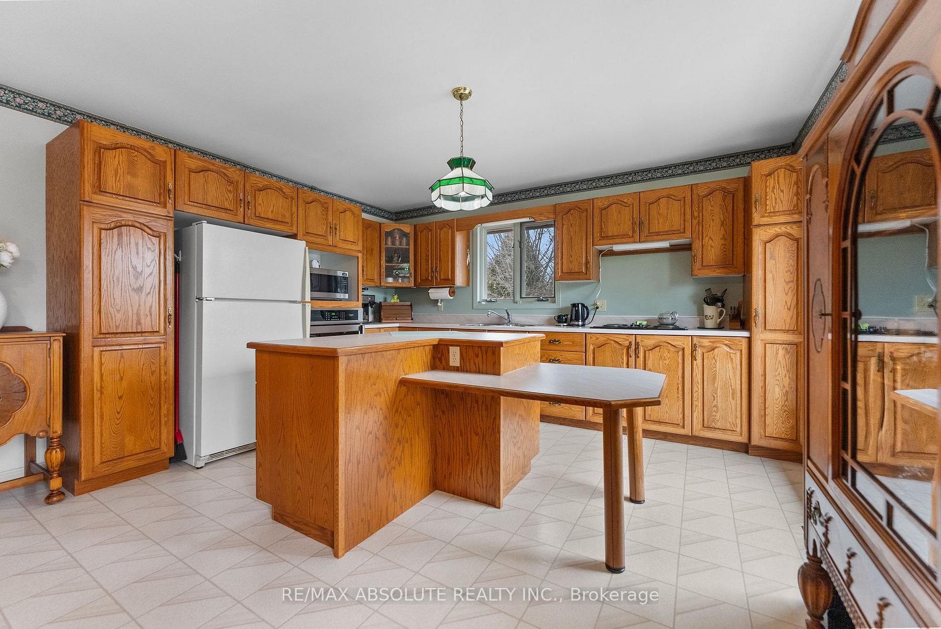 864 McLachlan Road photo 10