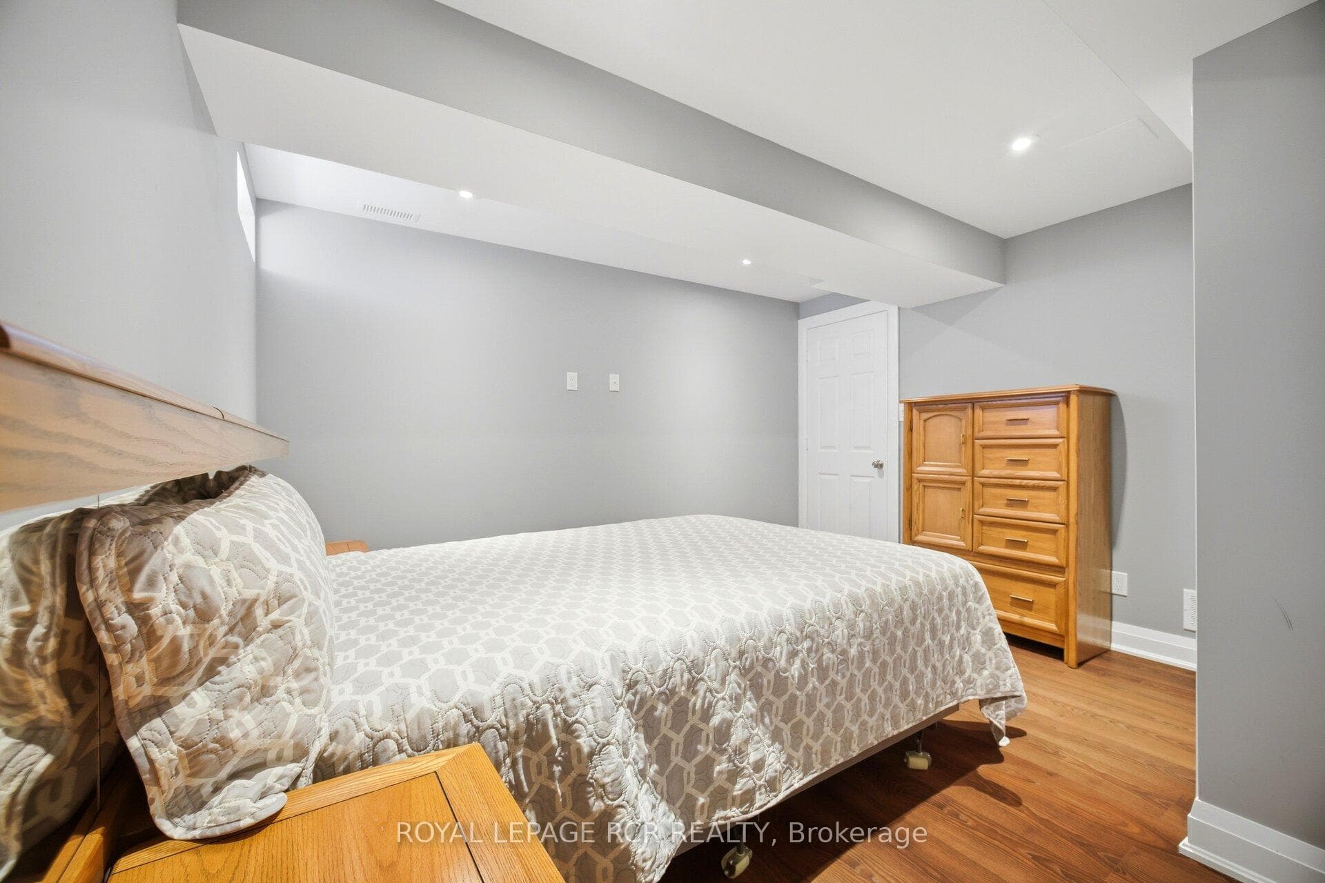 939 Brass Winds Place photo 38