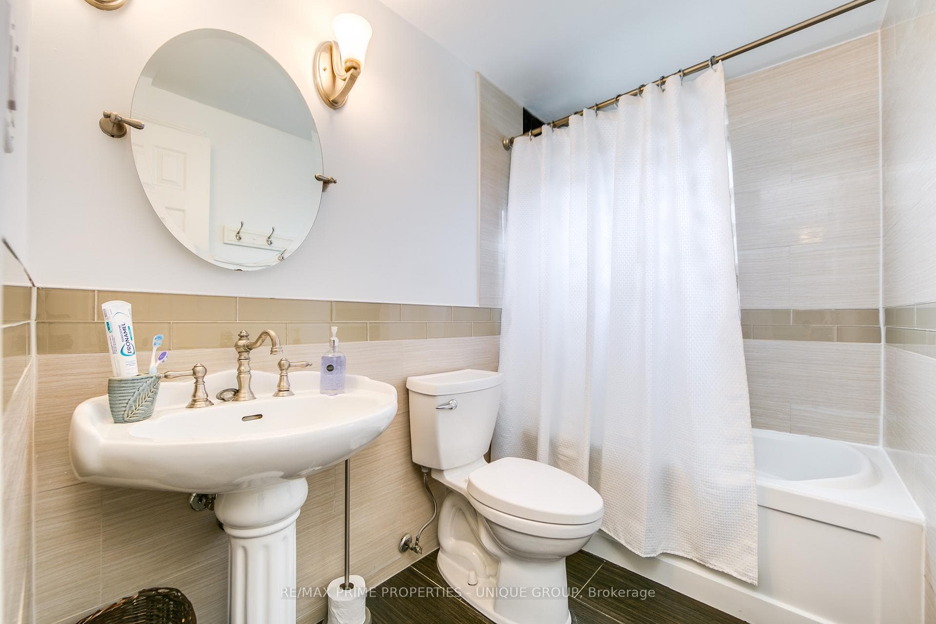 104 Darras Court photo 29
