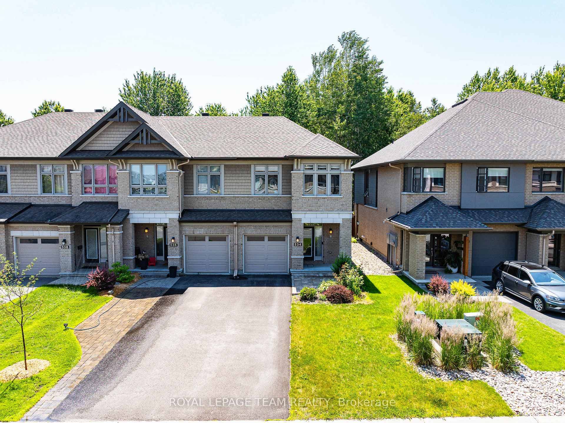 534 STARGAZER Crescent photo 3