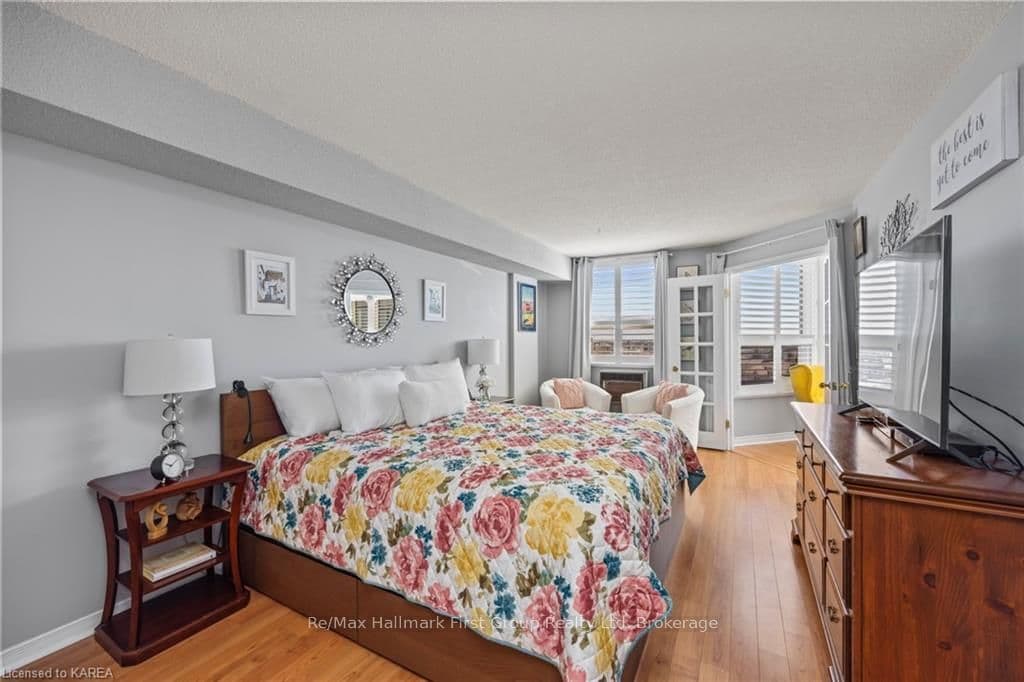 675 DAVIS Drive Unit 710 photo 21