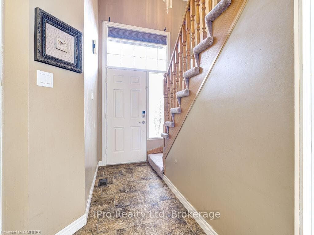 36 KILDONAN Crescent photo 6