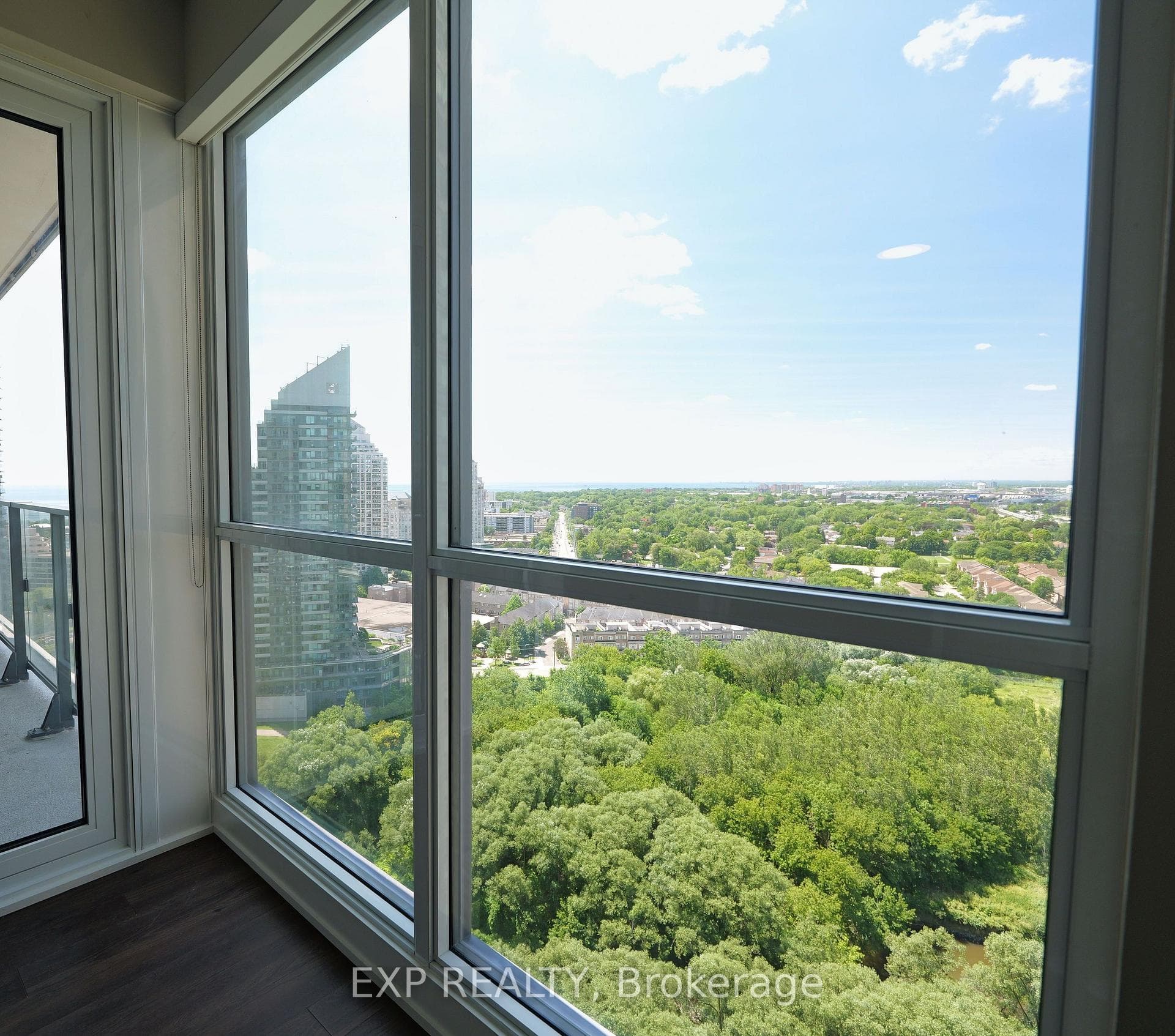 10 Park Lawn Road Unit 2204 photo 15