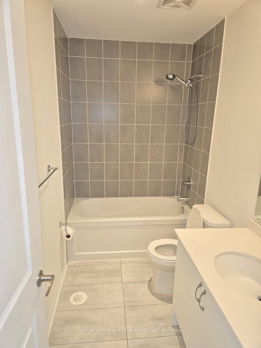 650 Atwater Avenue Unit 40 photo 15