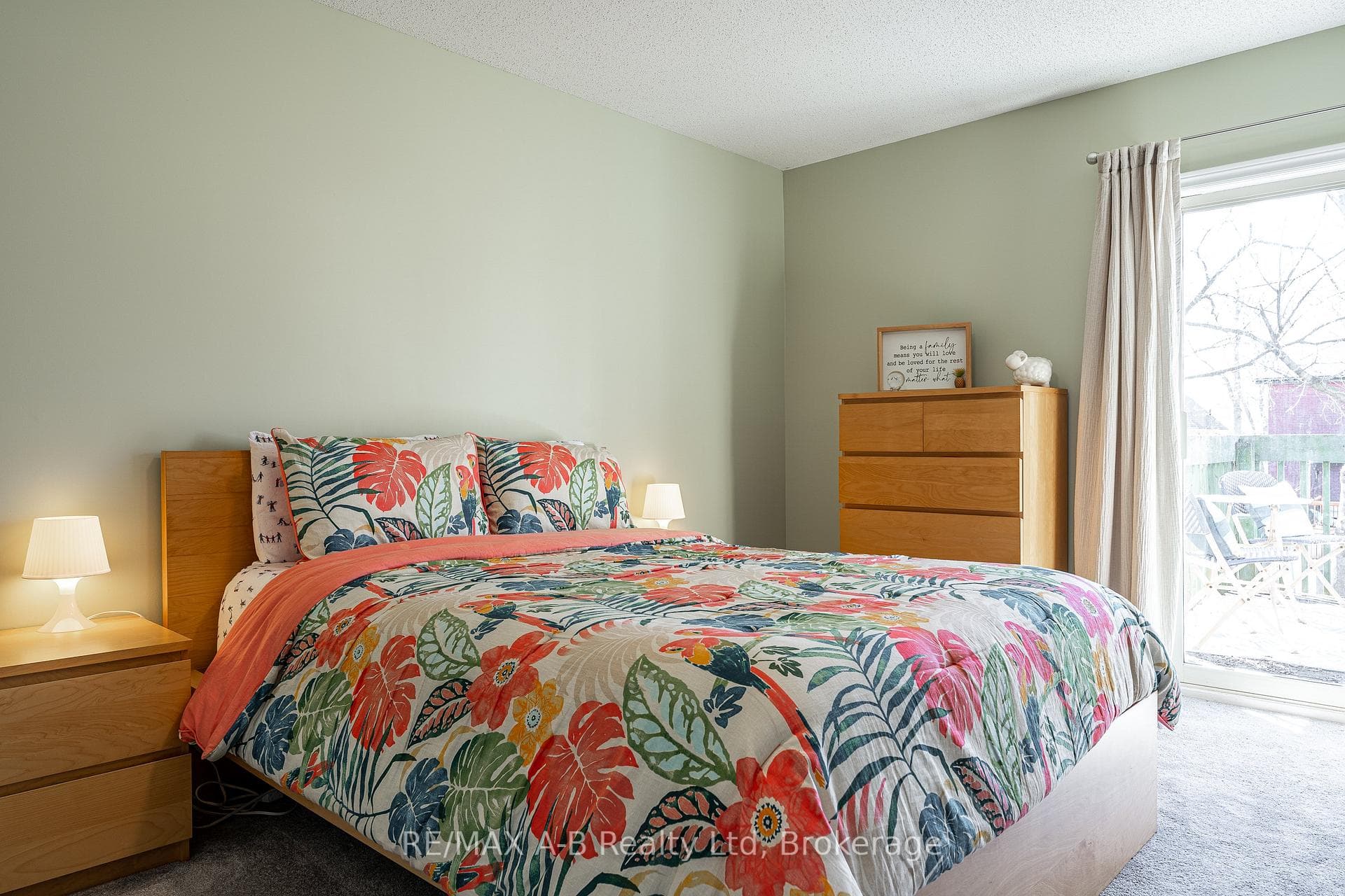 65 Falstaff Street photo 23